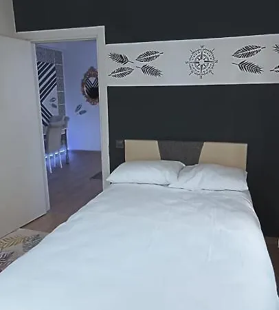находится в центре/besiktas Merkez. Daire İstanbul